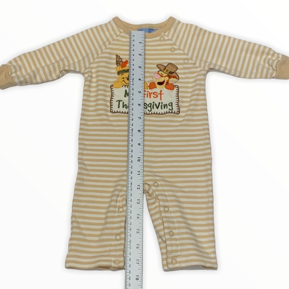 My First Thanksgiving Romper 3/6 Months Pooh Tigge - Picture 7 of 7
